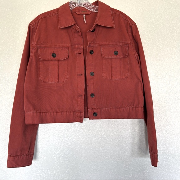 Free People Jackets & Blazers - Free People Women’s Cropped Chore Jacket Copper Auburn Color Sz small